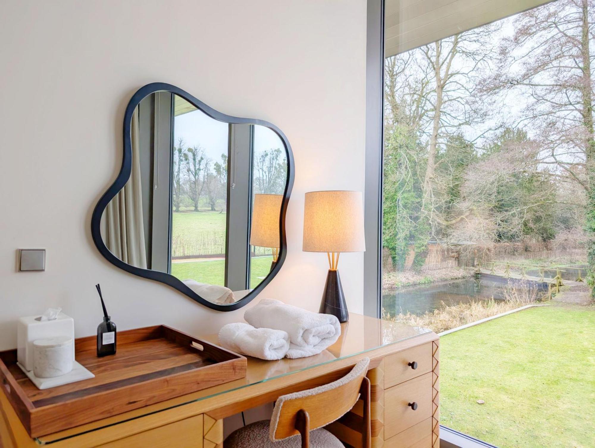 Stillwaters House - Avington Winchester Ovington  ภายนอก รูปภาพ